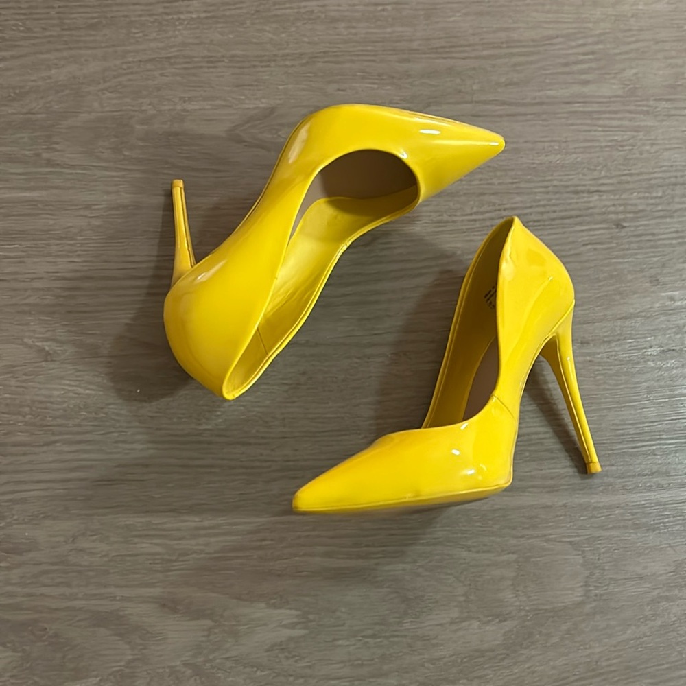 ALDO yellow High Heels Size 7.5